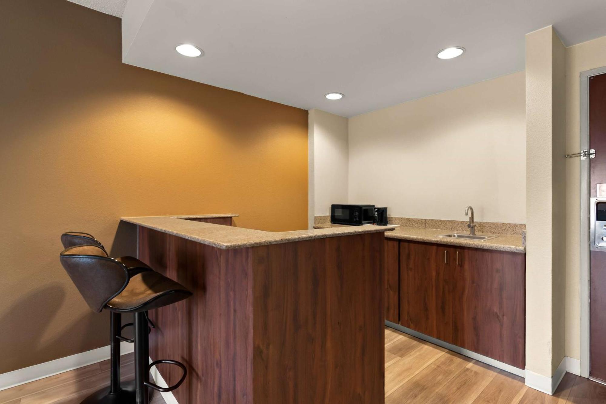 Ramada By Wyndham Harrisburg/Hershey Area Exterior foto