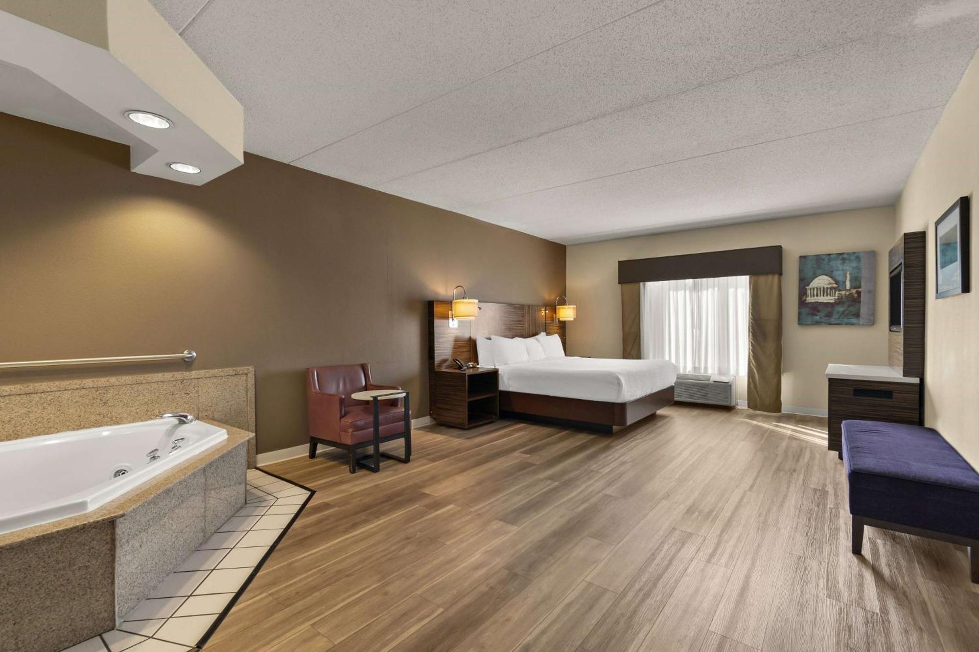 Ramada By Wyndham Harrisburg/Hershey Area Exterior foto
