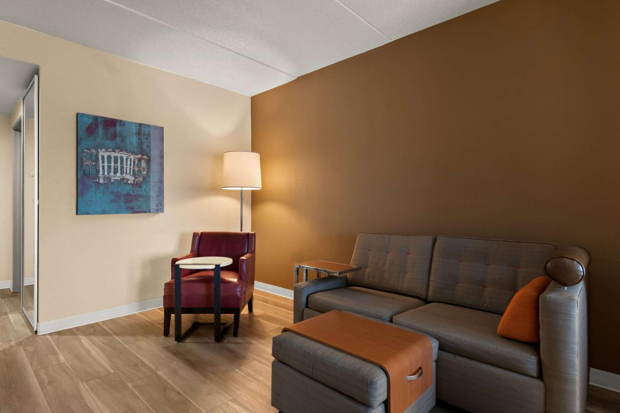 Ramada By Wyndham Harrisburg/Hershey Area Exterior foto