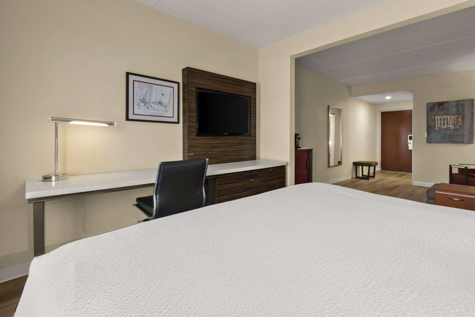 Ramada By Wyndham Harrisburg/Hershey Area Exterior foto